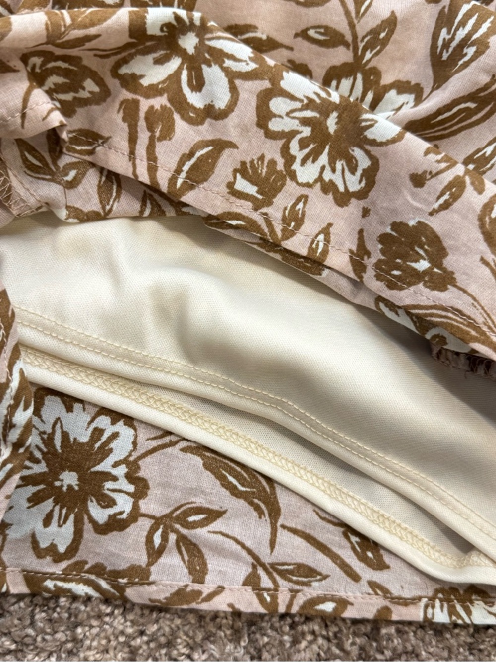 New Baltic Born Connor Romper Taupe Floral Short Sleeves Belted Pockets Small - Picture 9 of 11